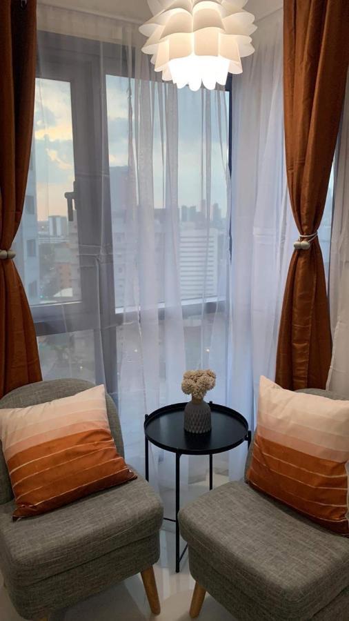 Grand Riviera Suites Comfy Condo Near Us Embassy Manila Bay Roxas Blvd Ermita Манила Екстериор снимка