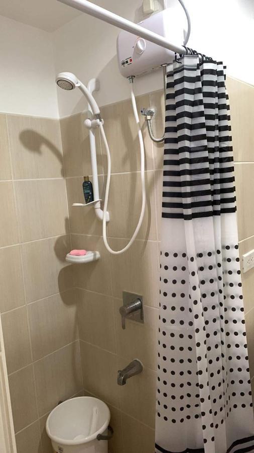 Grand Riviera Suites Comfy Condo Near Us Embassy Manila Bay Roxas Blvd Ermita Манила Екстериор снимка